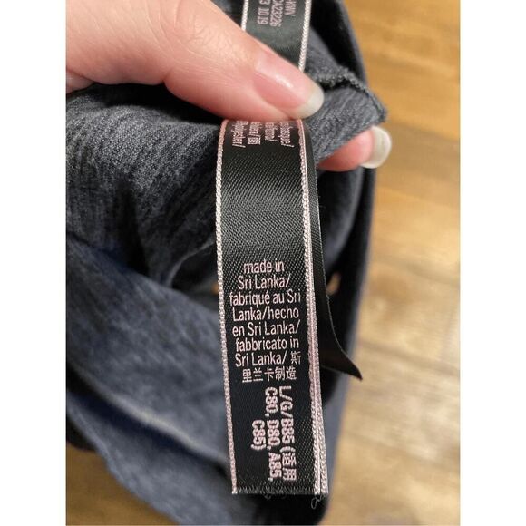 Victorias Secret Large Performance Sports Bra grey super soft - Picture 7 of 7